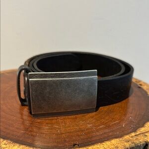 Levi Embossed Heavy Black Leather Belt with Large Metal Buckle EUC size 40
